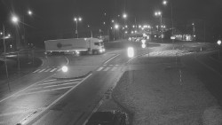 Křižovatka ulic Velká Dlážka a Polní