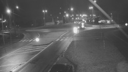 Křižovatka ulic Velká Dlážka a Polní