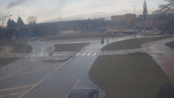 Křižovatka ulic Velká Dlážka a Polní