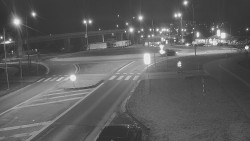 Křižovatka ulic Velká Dlážka a Polní