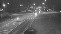 Křižovatka ulic Velká Dlážka a Polní