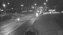 Křižovatka ulic Velká Dlážka a Polní