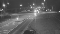 Křižovatka ulic Velká Dlážka a Polní