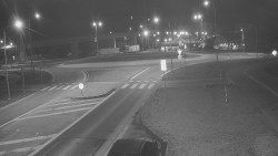 Křižovatka ulic Velká Dlážka a Polní