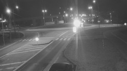 Křižovatka ulic Velká Dlážka a Polní