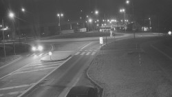 Křižovatka ulic Velká Dlážka a Polní