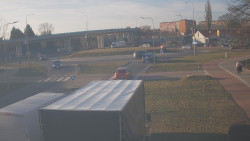 Křižovatka ulic Velká Dlážka a Polní