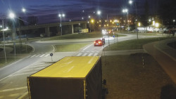 Křižovatka ulic Velká Dlážka a Polní