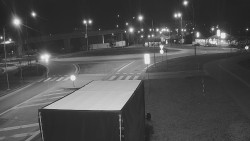 Křižovatka ulic Velká Dlážka a Polní