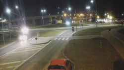 Křižovatka ulic Velká Dlážka a Polní