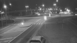 Křižovatka ulic Velká Dlážka a Polní