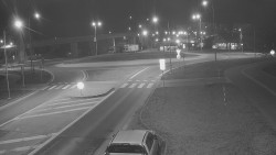 Křižovatka ulic Velká Dlážka a Polní