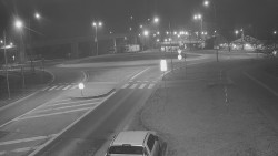 Křižovatka ulic Velká Dlážka a Polní