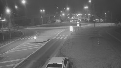 Křižovatka ulic Velká Dlážka a Polní