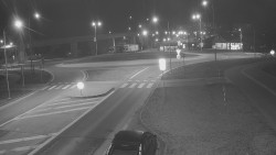 Křižovatka ulic Velká Dlážka a Polní