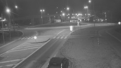 Křižovatka ulic Velká Dlážka a Polní