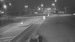 Křižovatka ulic Velká Dlážka a Polní