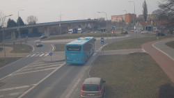 Křižovatka ulic Velká Dlážka a Polní