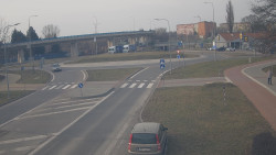 Křižovatka ulic Velká Dlážka a Polní