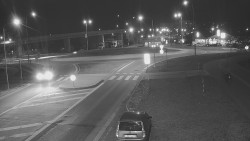 Křižovatka ulic Velká Dlážka a Polní