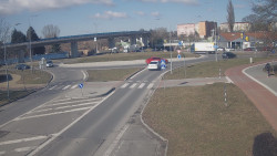 Křižovatka ulic Velká Dlážka a Polní