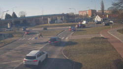 Křižovatka ulic Velká Dlážka a Polní