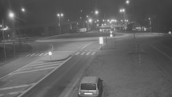 Křižovatka ulic Velká Dlážka a Polní