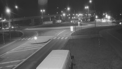 Křižovatka ulic Velká Dlážka a Polní