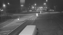 Křižovatka ulic Velká Dlážka a Polní