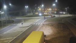 Křižovatka ulic Velká Dlážka a Polní