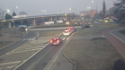 Křižovatka ulic Velká Dlážka a Polní