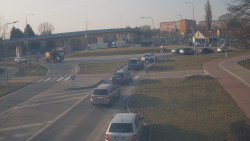 Křižovatka ulic Velká Dlážka a Polní