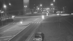 Křižovatka ulic Velká Dlážka a Polní