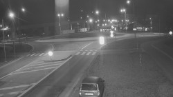 Křižovatka ulic Velká Dlážka a Polní