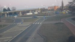 Křižovatka ulic Velká Dlážka a Polní