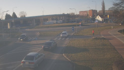 Křižovatka ulic Velká Dlážka a Polní