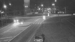 Křižovatka ulic Velká Dlážka a Polní