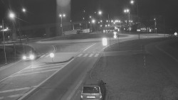 Křižovatka ulic Velká Dlážka a Polní