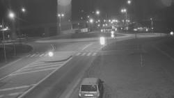 Křižovatka ulic Velká Dlážka a Polní