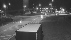 Křižovatka ulic Velká Dlážka a Polní