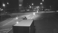 Křižovatka ulic Velká Dlážka a Polní