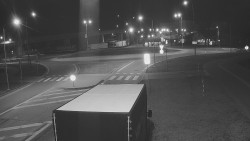 Křižovatka ulic Velká Dlážka a Polní