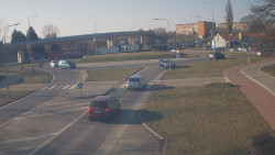 Křižovatka ulic Velká Dlážka a Polní