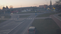 Křižovatka ulic Velká Dlážka a Polní