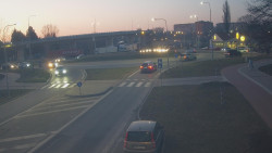 Křižovatka ulic Velká Dlážka a Polní