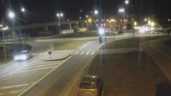 Křižovatka ulic Velká Dlážka a Polní