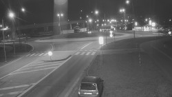 Křižovatka ulic Velká Dlážka a Polní