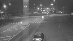 Křižovatka ulic Velká Dlážka a Polní