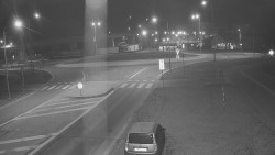 Křižovatka ulic Velká Dlážka a Polní