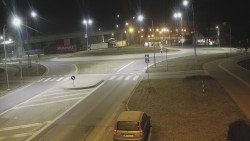 Křižovatka ulic Velká Dlážka a Polní